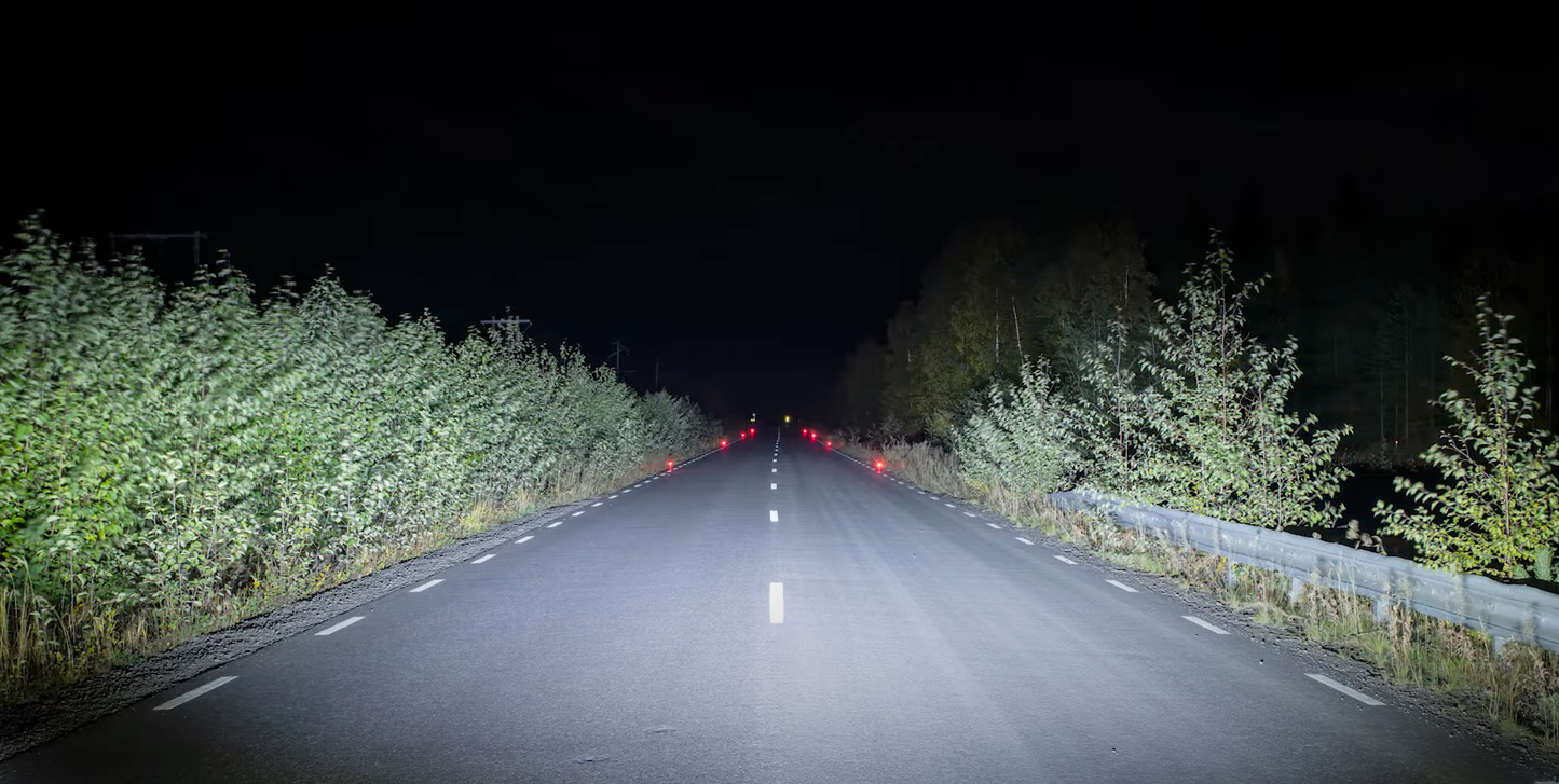 LUXTAR X20 Black Edition 200W <57cm> Utsedd till Bästa LED-rampen<span> - </span>Spot