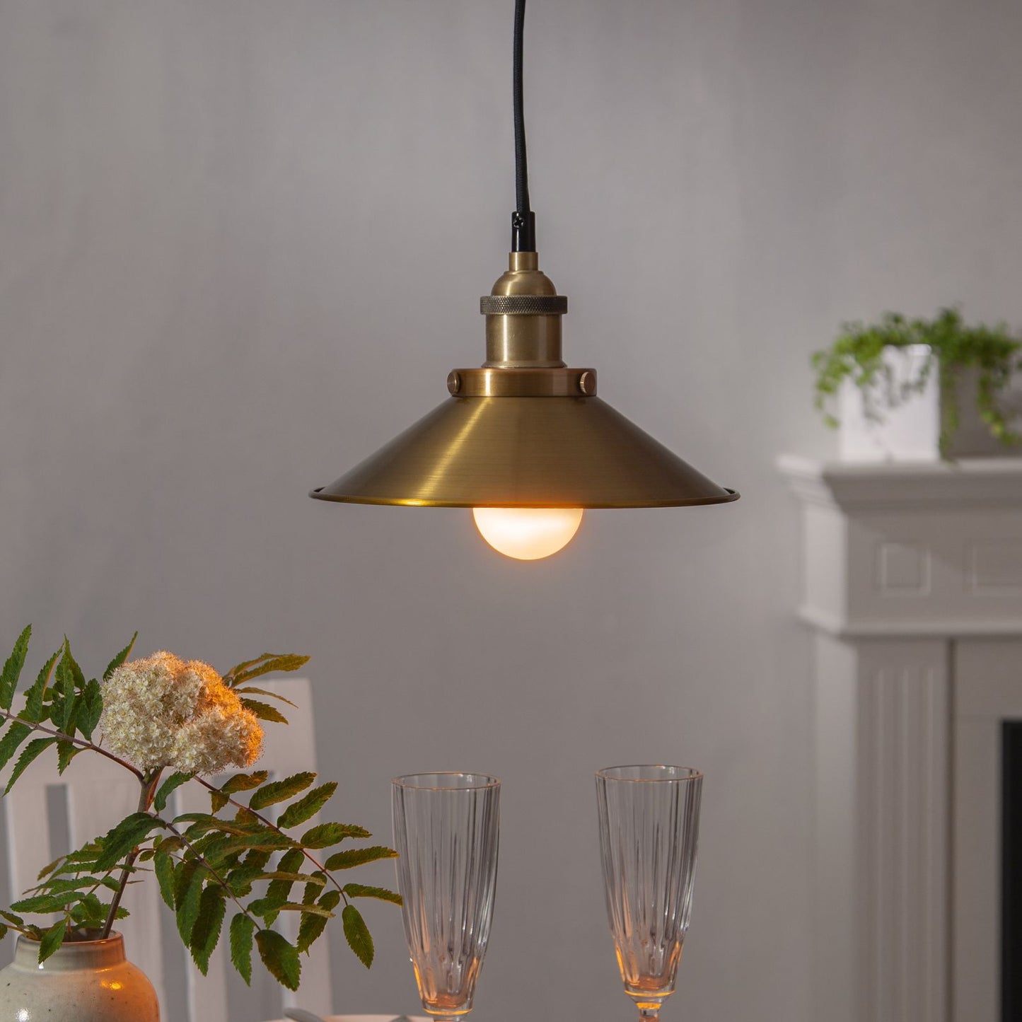 led-lampa-e27-a60-smart-bulb-368-01