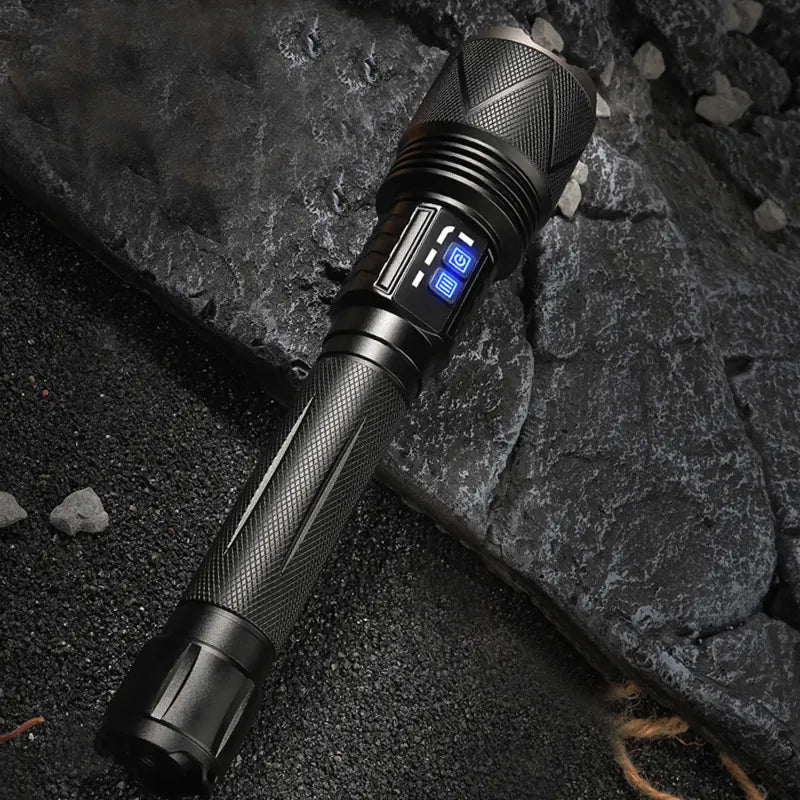 Latarka LED - LuminaCore