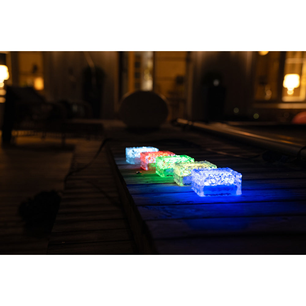 Lampa solarna Cube